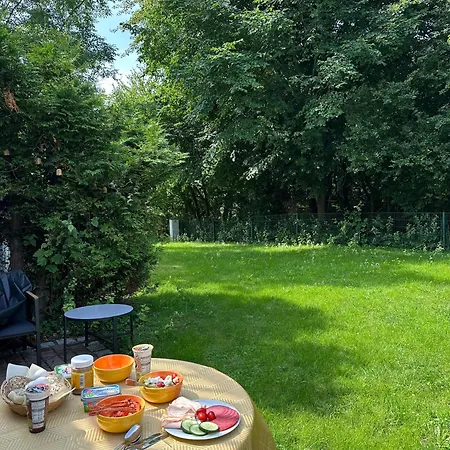 Апартаменты Nah Am Bodden Gelegene Oase